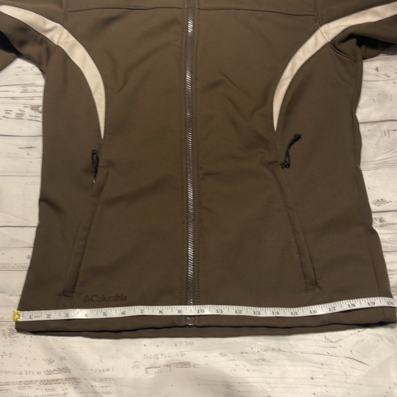 Columbia Brown Women’s Jacket Size M Preowned - Picture 8 of 9
